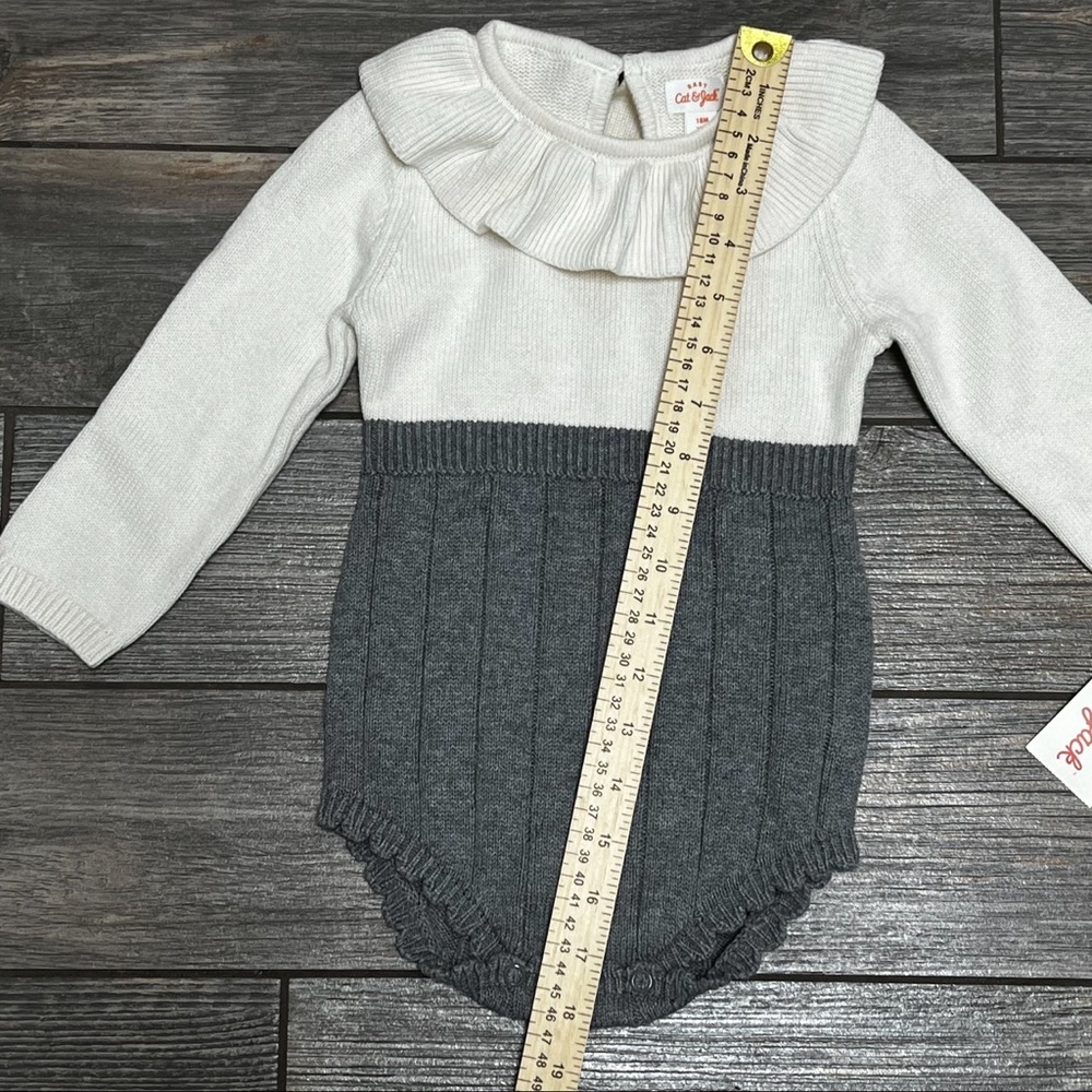 Cat & Jack Baby Girl 18 Months Grey Gray White Sweater Jumper One Piece Outfit - Picture 12 of 13